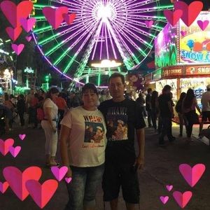 Meet your Posher, Idania